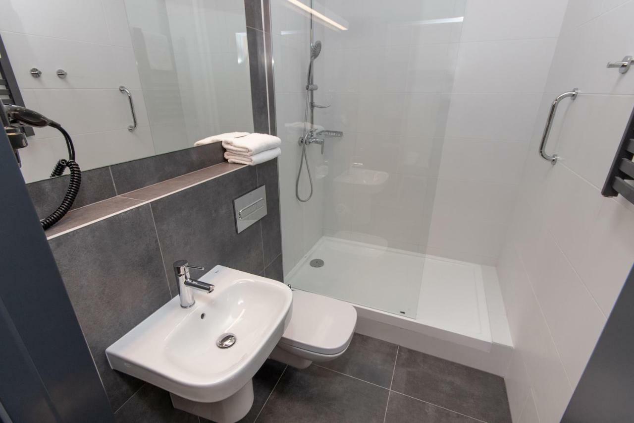 Habitación Individual con baño privado