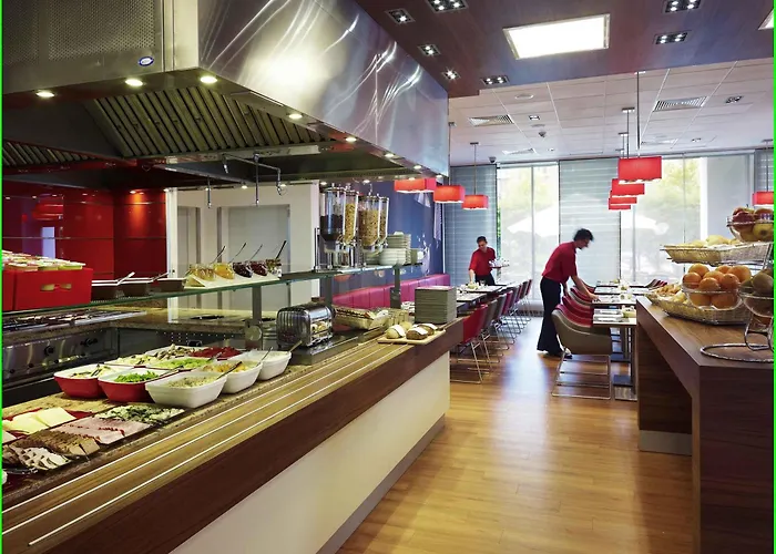 Hotel Ibis Warszawa West Station
